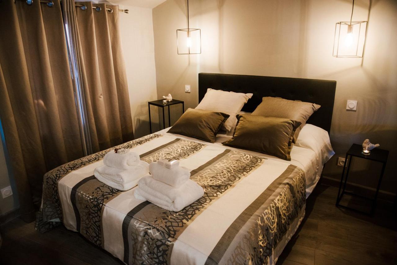 La Suite Romantique Avec Jacuzzi Au Coeur De 페르피냥 외부 사진
